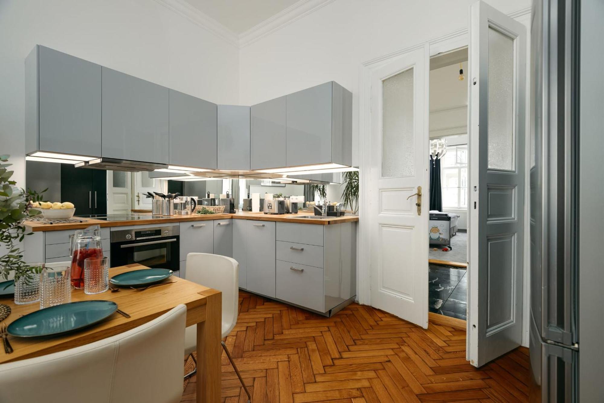 Comfortable And Cosy Apt A Few Steps From Dancing House And Naplavka Dance Praga Zewnętrze zdjęcie