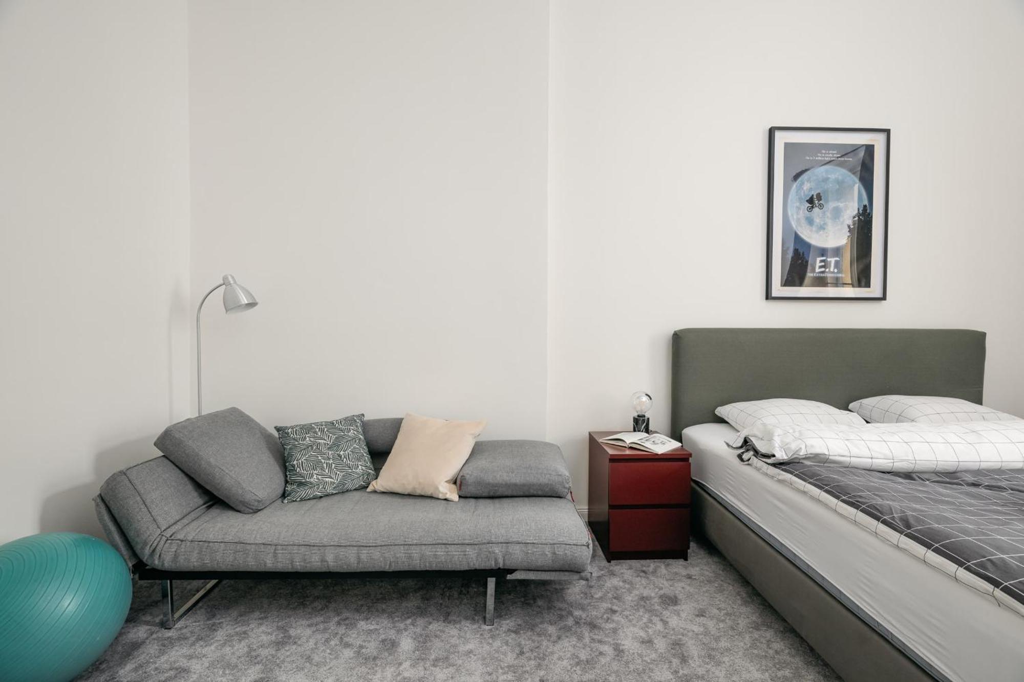 Comfortable And Cosy Apt A Few Steps From Dancing House And Naplavka Dance Praga Zewnętrze zdjęcie