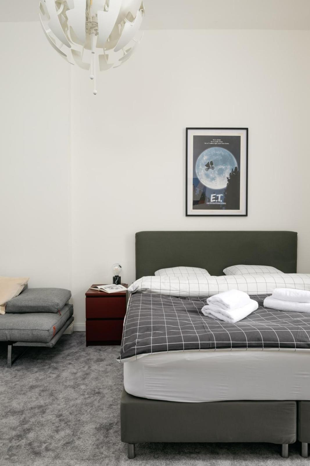 Comfortable And Cosy Apt A Few Steps From Dancing House And Naplavka Dance Praga Zewnętrze zdjęcie