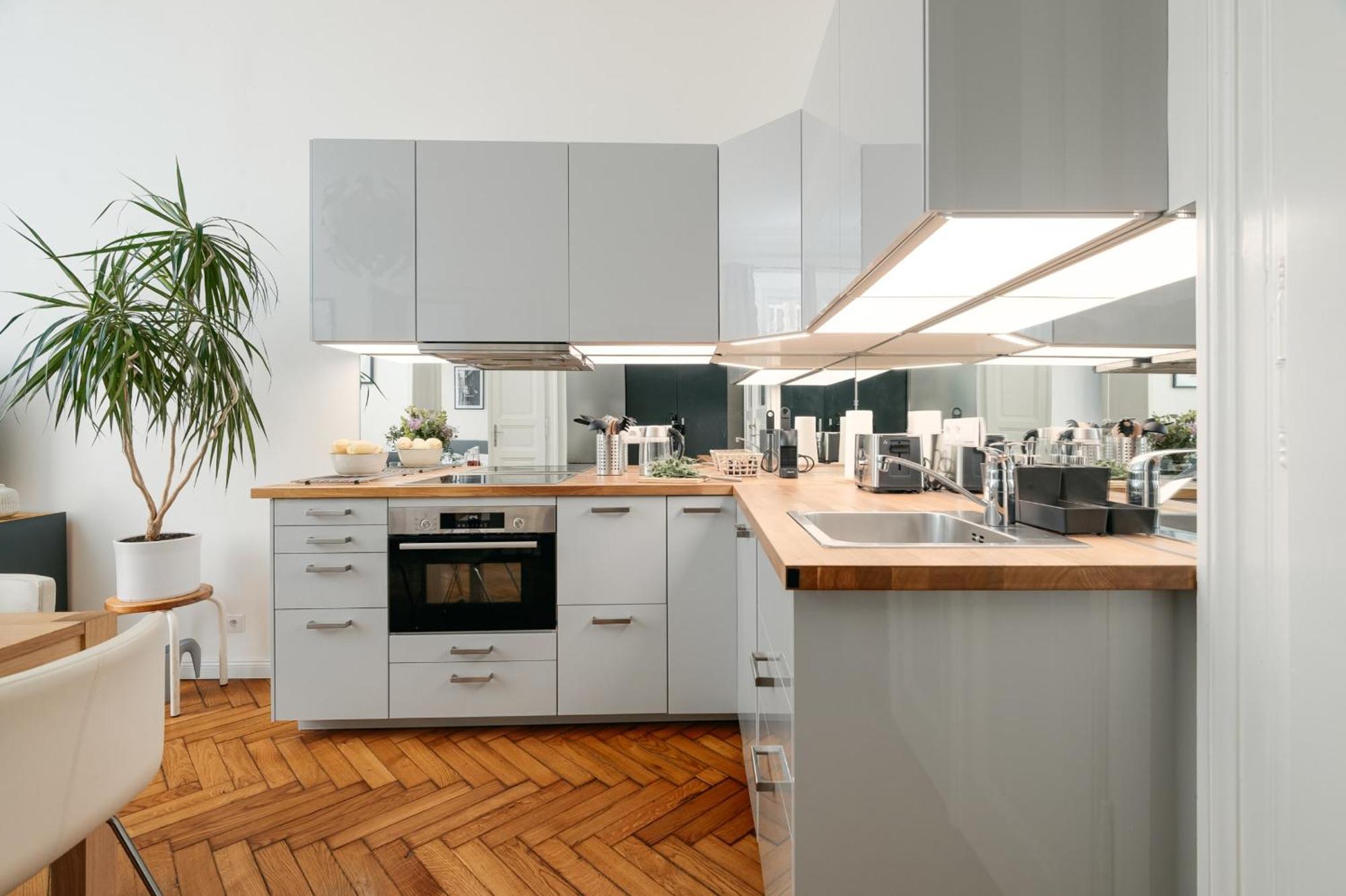 Comfortable And Cosy Apt A Few Steps From Dancing House And Naplavka Dance Praga Zewnętrze zdjęcie
